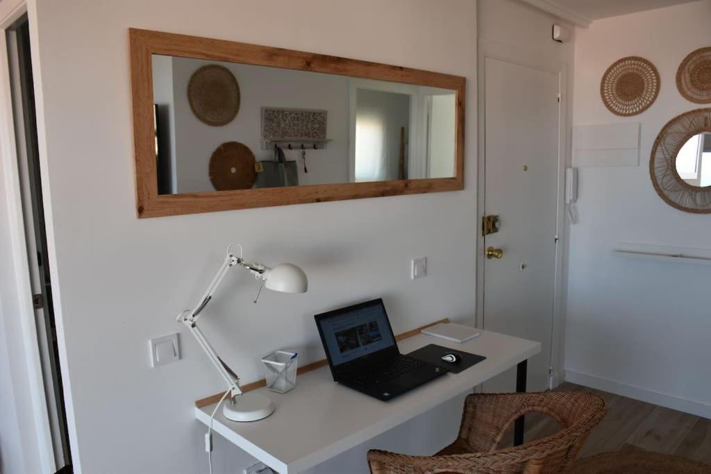 Miami Playa Precioso Apto Miami Primera Linia Playa Cala De Las Sirenas, Con Wifi Y Netflix, Adecuado Para Teletrabajar מראה חיצוני תמונה